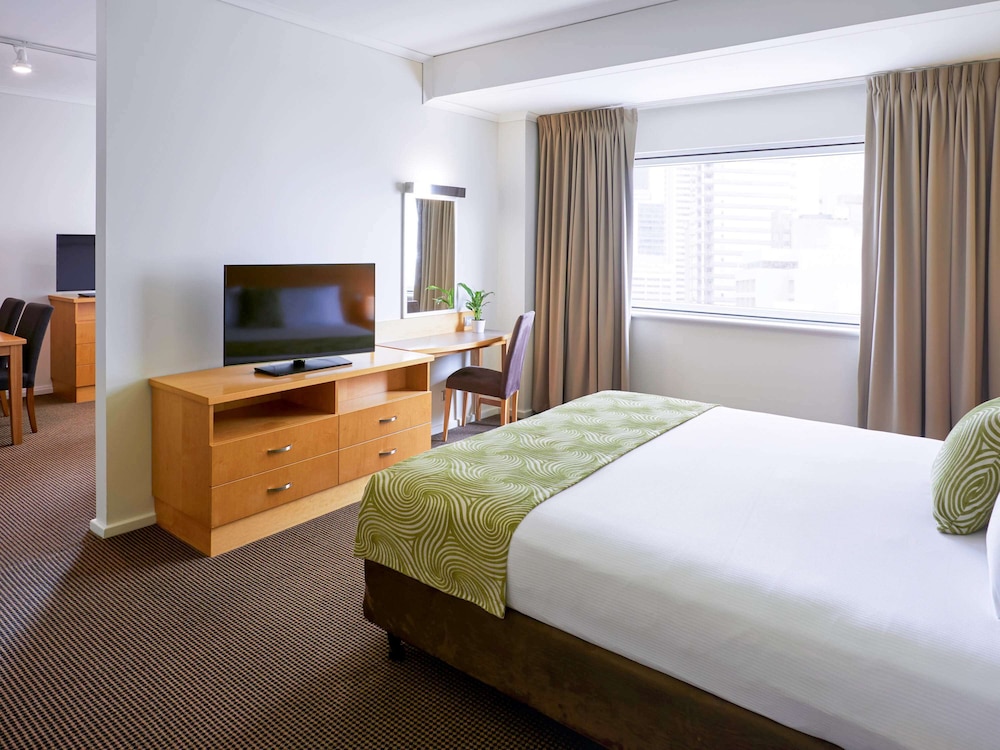Novotel Perth Langley 17/68
