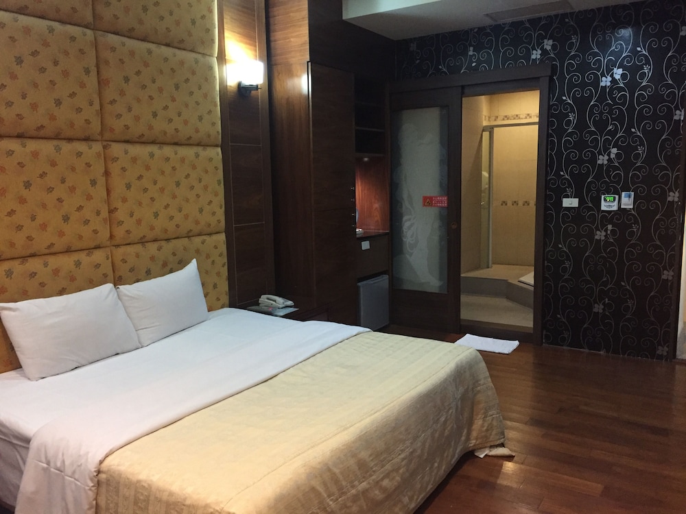Charming Motel 18/47