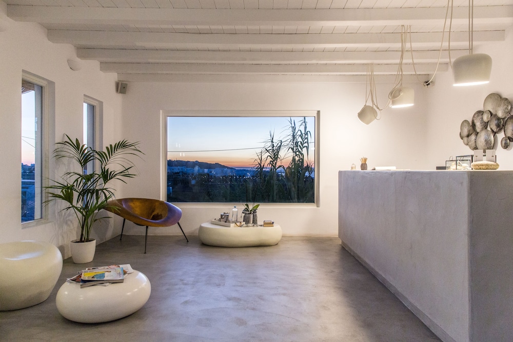 Ostraco Suites 14/75