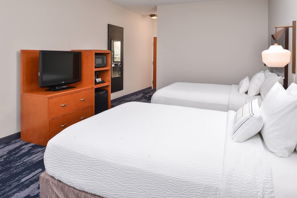 Fairfield Inn by Marriott Ocala 8/34