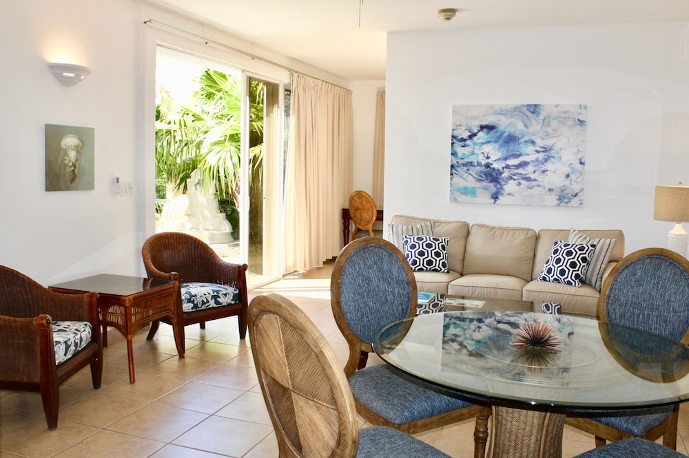 Reef Residences 27/50