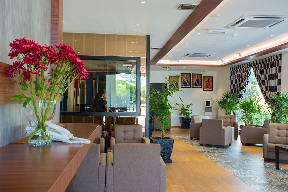 Stella Hotel 5/46