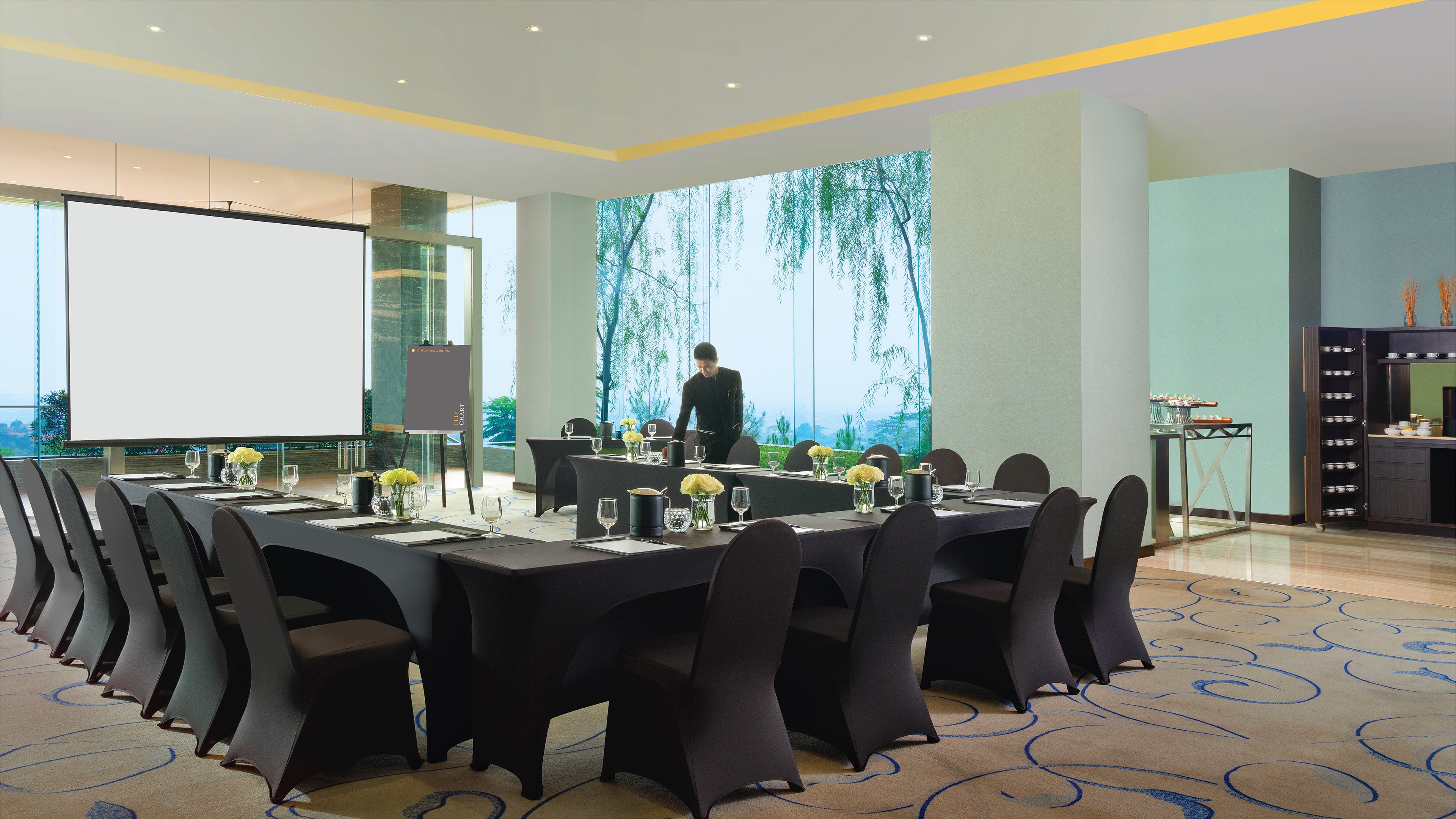 INTERCONTINENTAL BANDUNG DAGO PAKAR 37/50