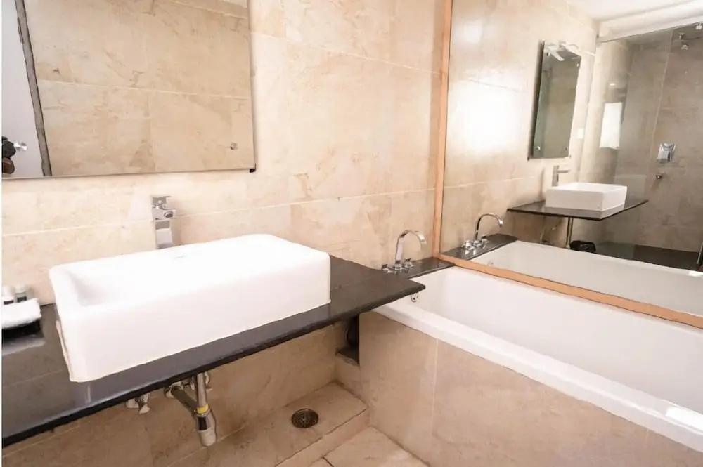 Samasth Palatial by Yuvraj group of Hotels 30/30