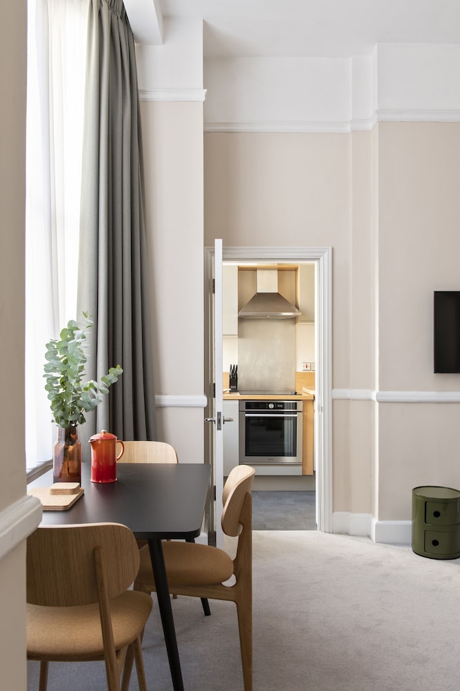 Cove West India House Harbourside (ex. Saco Bristol - West India House) 58/68