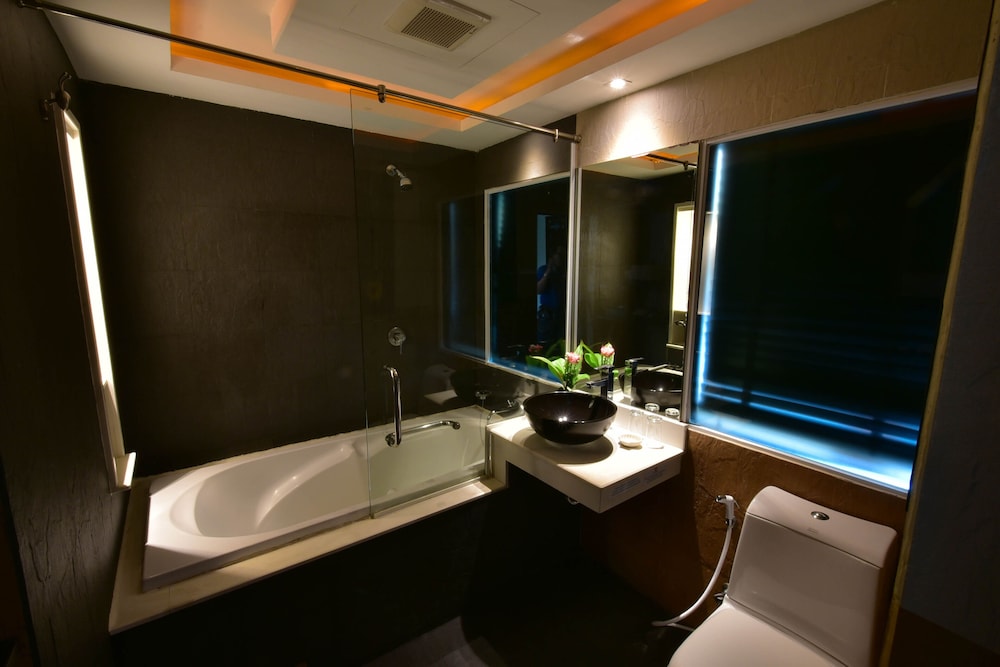 R Mar Hotel Resort Spa 47/49