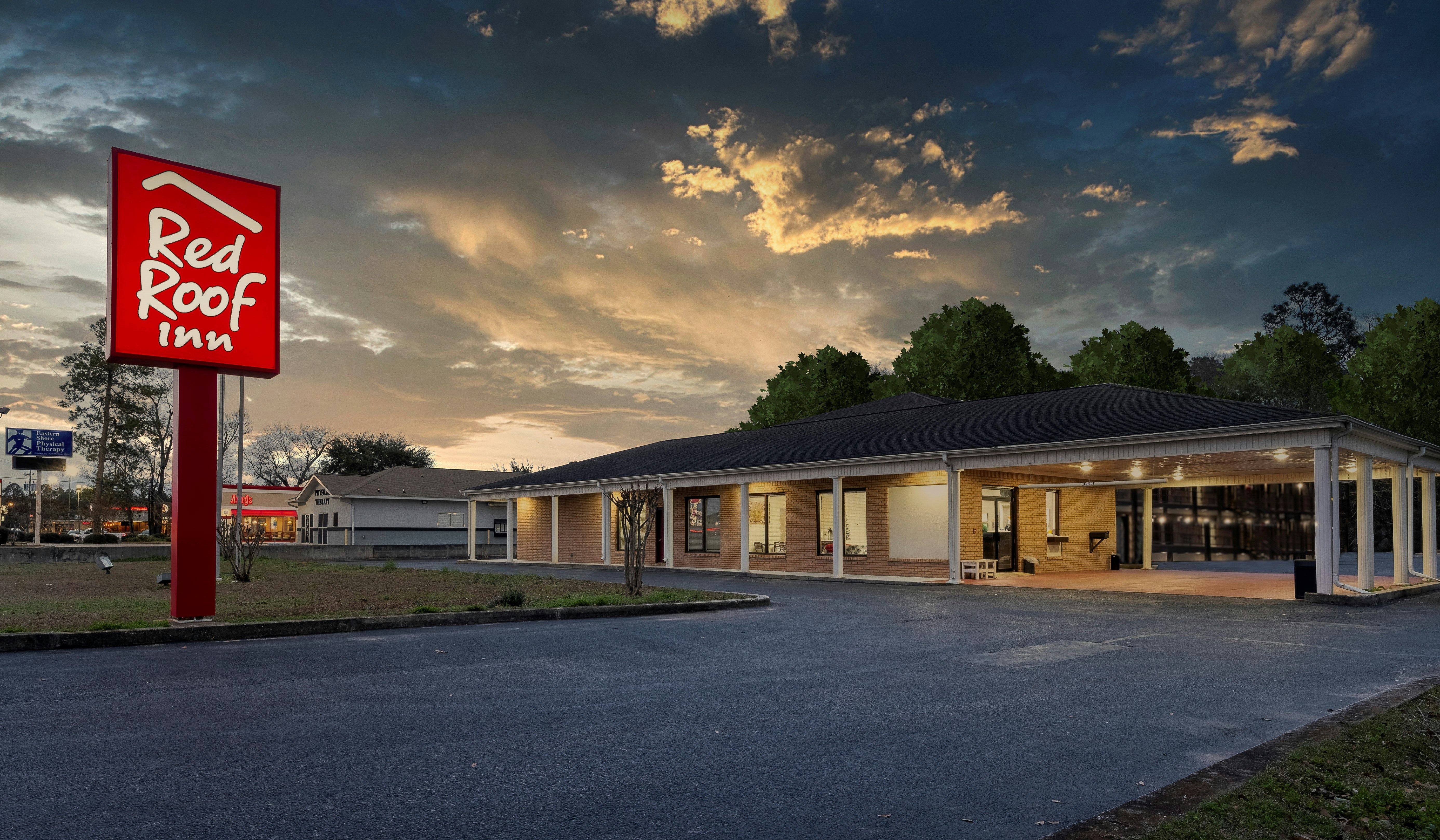 Red Roof Inn Bay Minette 9/10