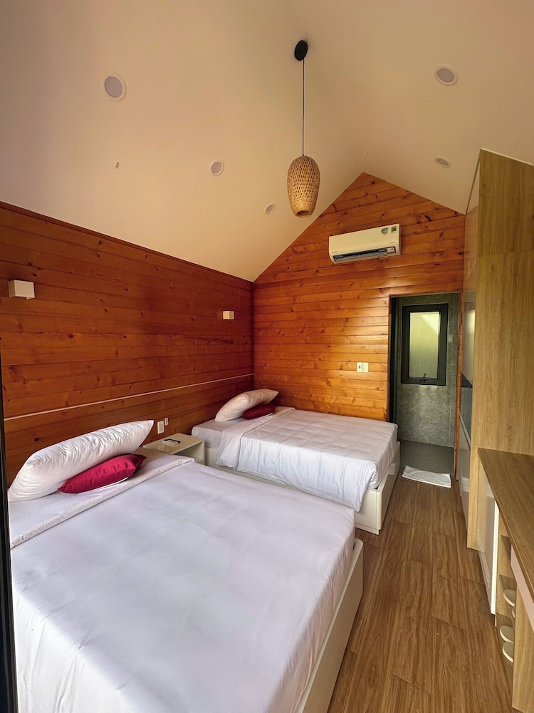 BUNGALOW, KING BED, GARDEN VIEW