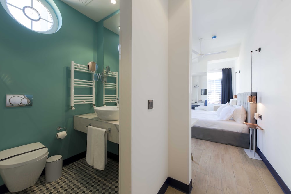 Levent Lavandula Hotel 32/35