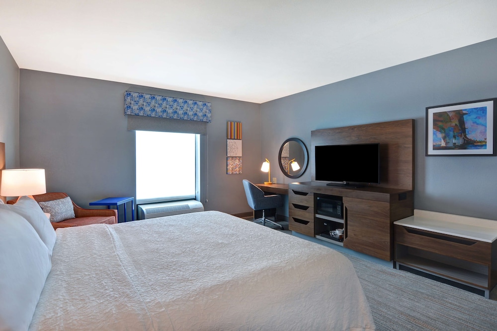Hampton Inn and Suites Clearwater/St. Petersburg-Ulmerton Road 14/52