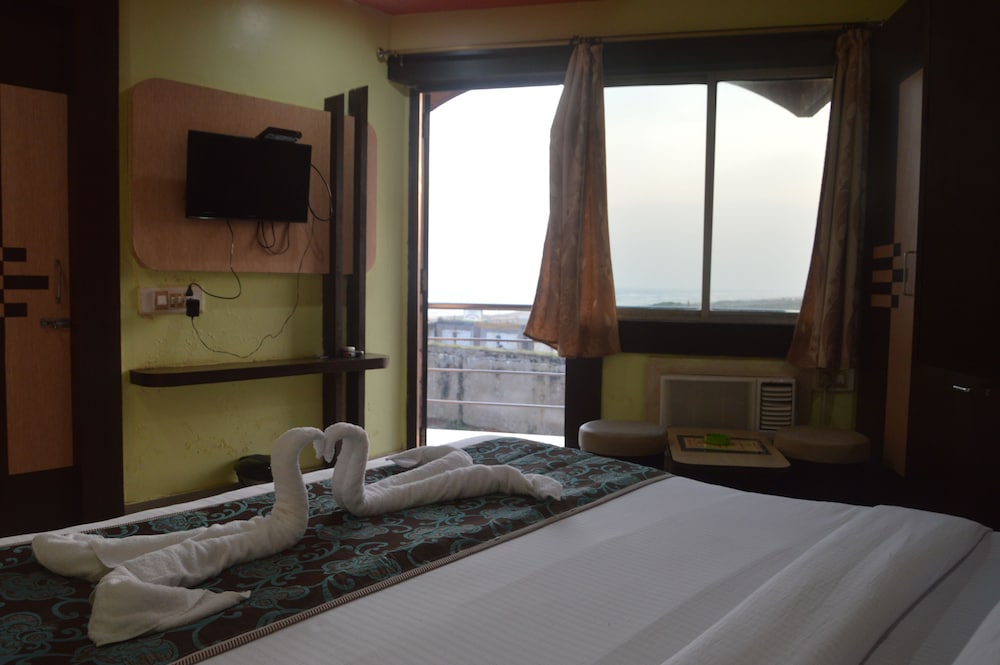 Hotel Jeevan Sandhya 10/22