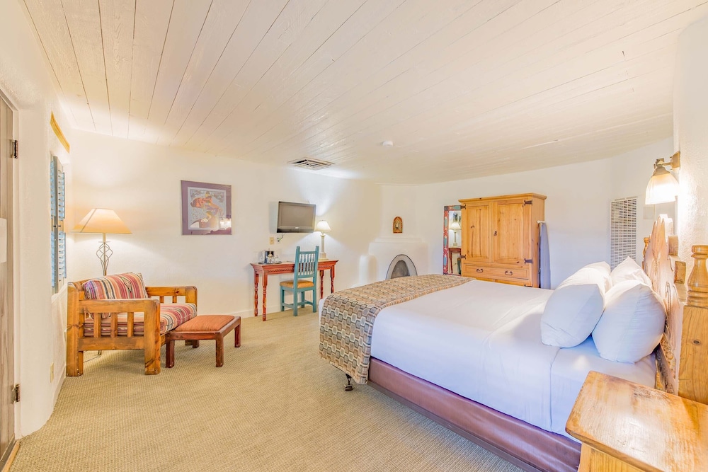 The Historic Taos Inn 44/80