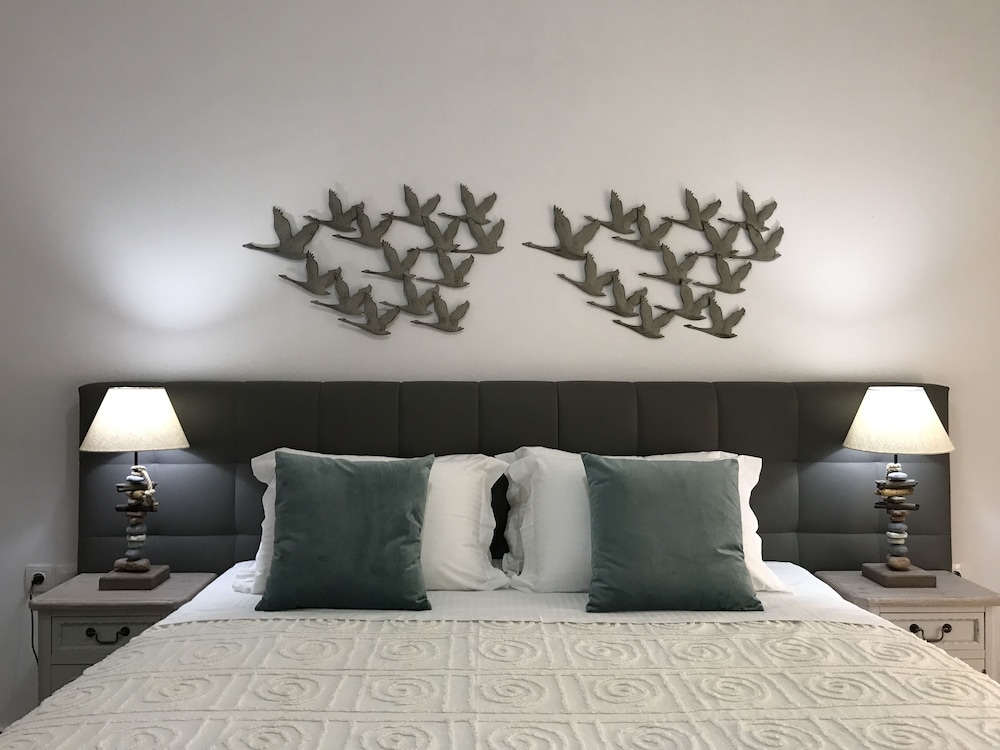 Aloe Luxury Apartments And Suites 19/50
