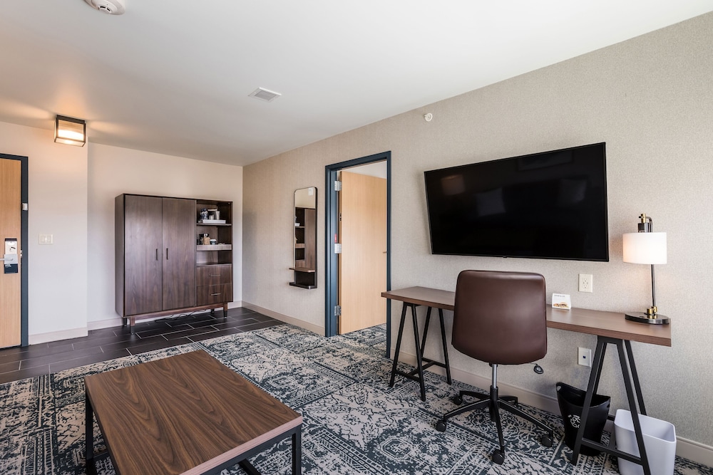 Four Points By Sheraton Elkhart 35/45