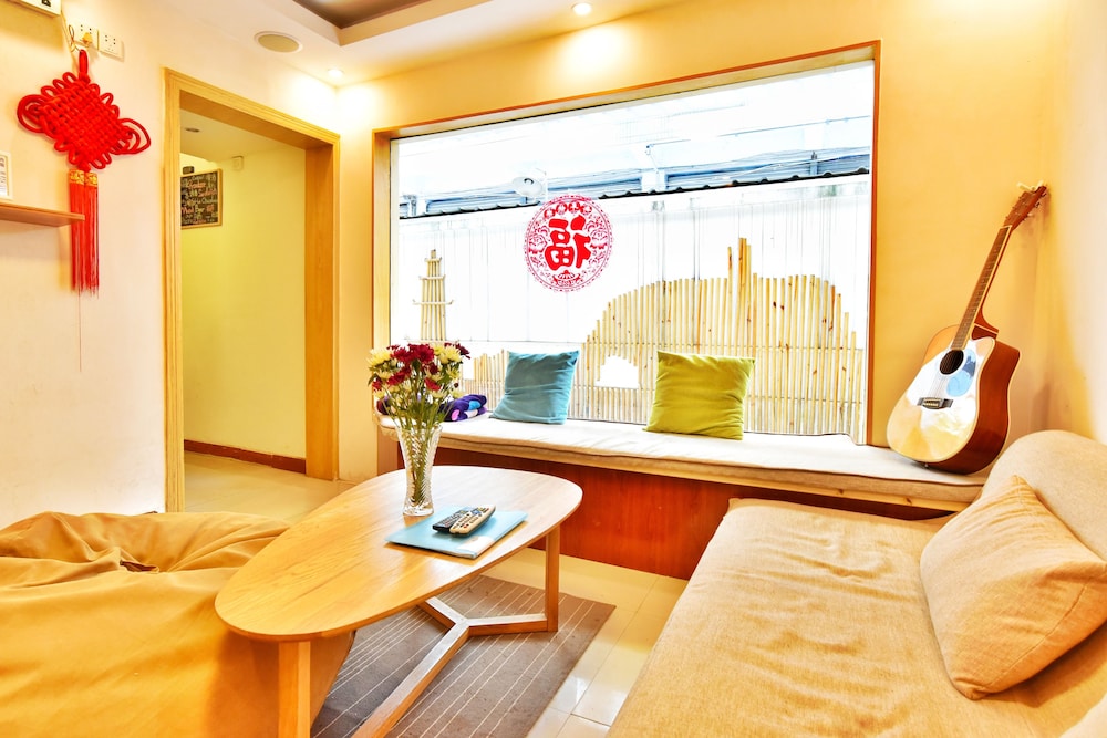 Guilin Cyan Box Hostel 27/42