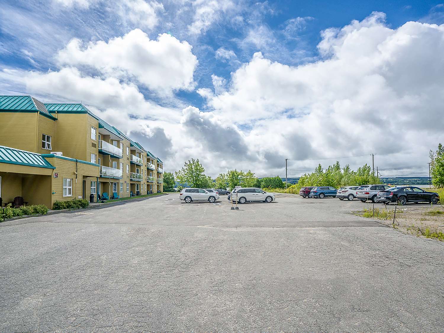 Quality Suites Sainte Anne de Beaupre 11/18