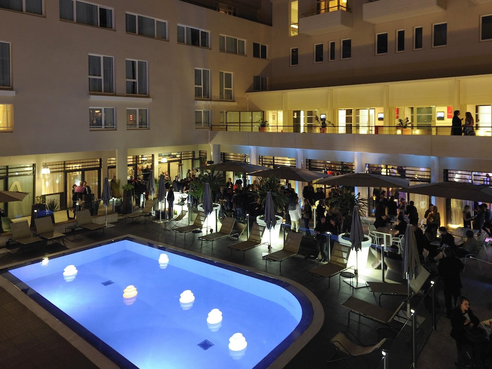 Novotel Avignon Centre 27/50