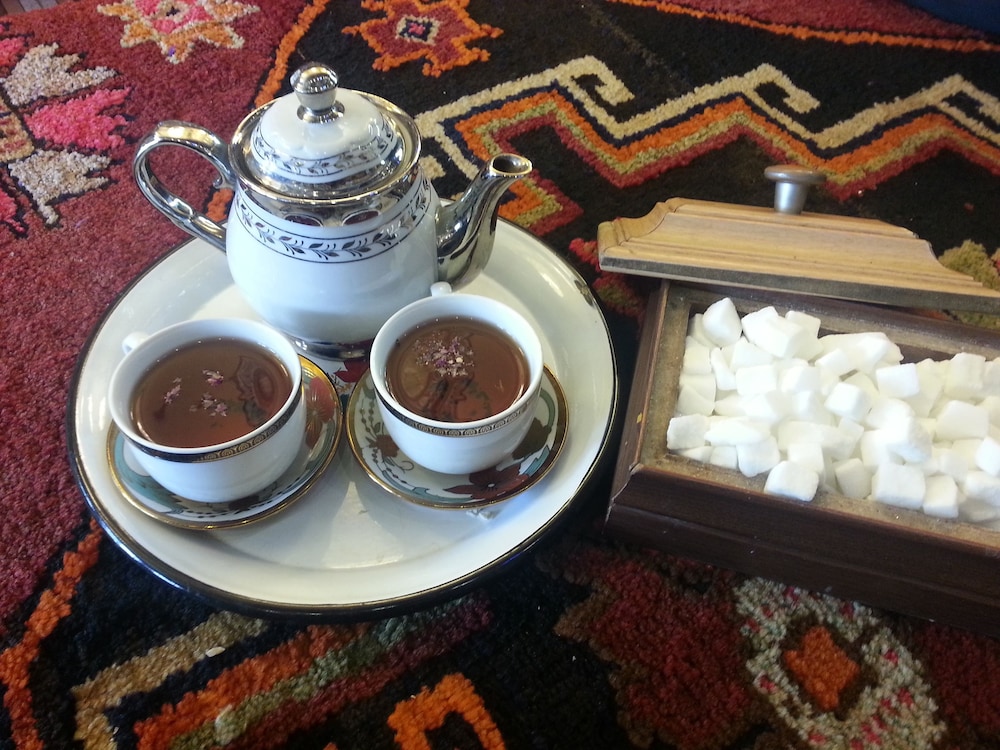 Tehran Boutique Hotel 23/48