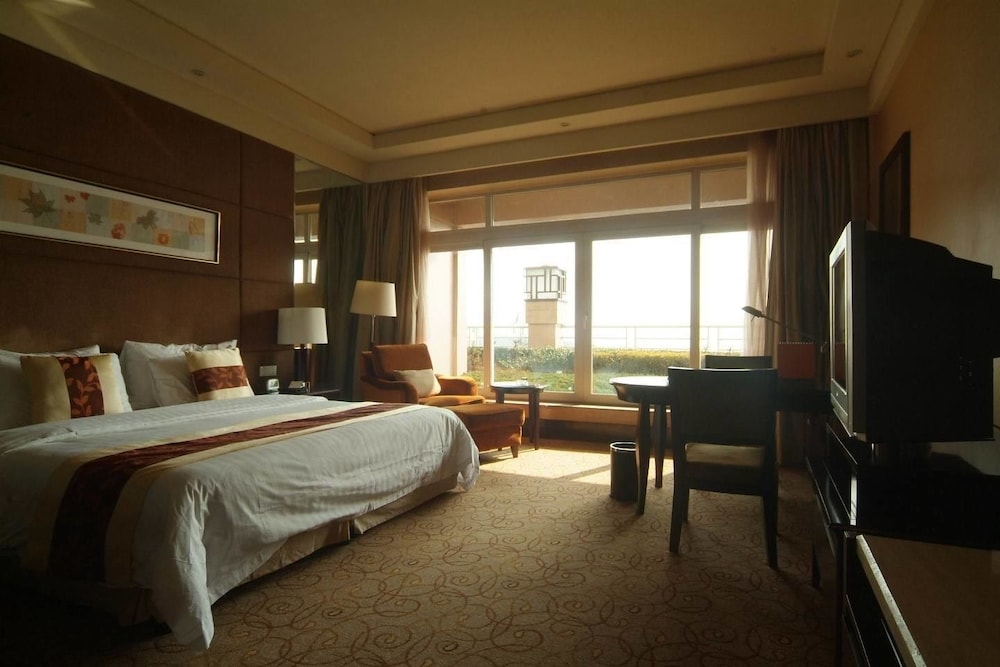 New Century Grand Hotel 9/35