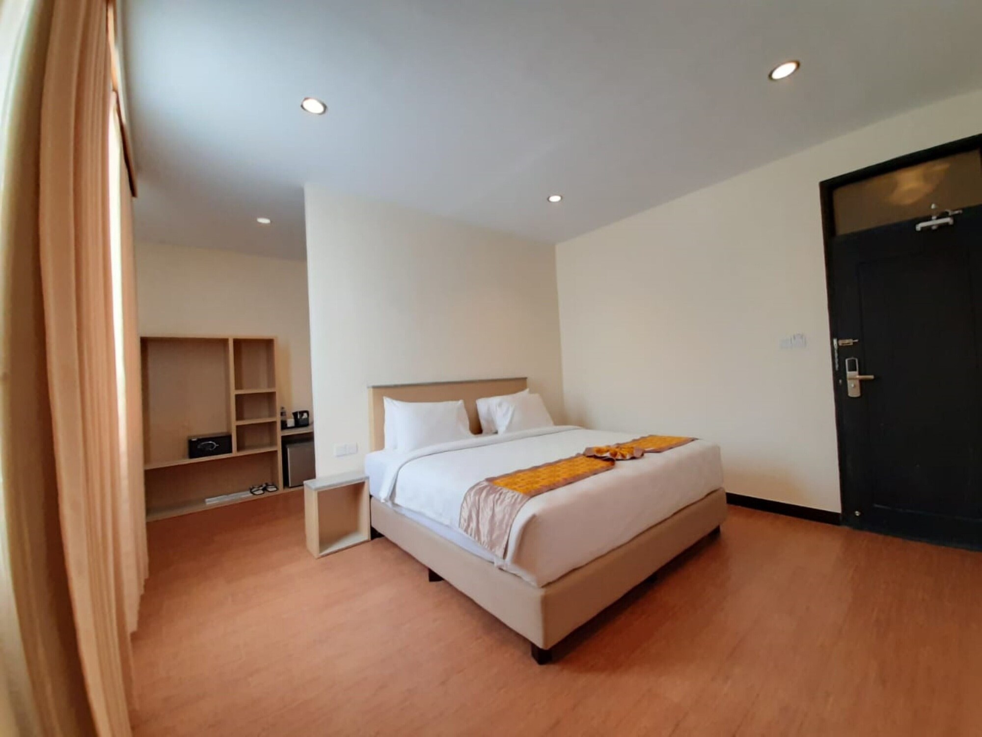 SUPERIOR, DOUBLE BED