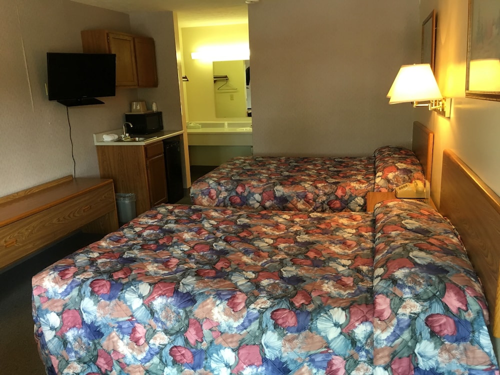 Salt Creek Inn 24/36