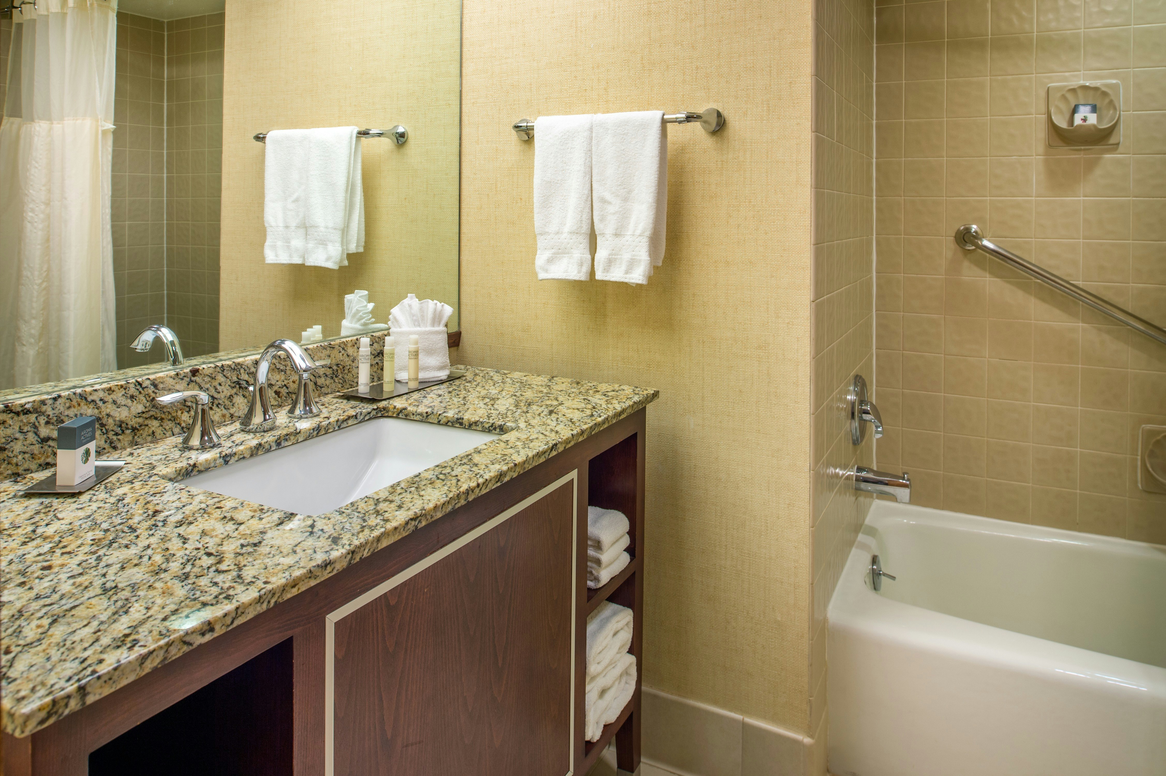 غرفة كبيرة بسرير كينج، Doubletree By Hilton Hotel Portland 4/6