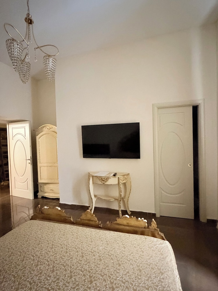 Stazione Napoli Guesthousemariafrancesca 4/36