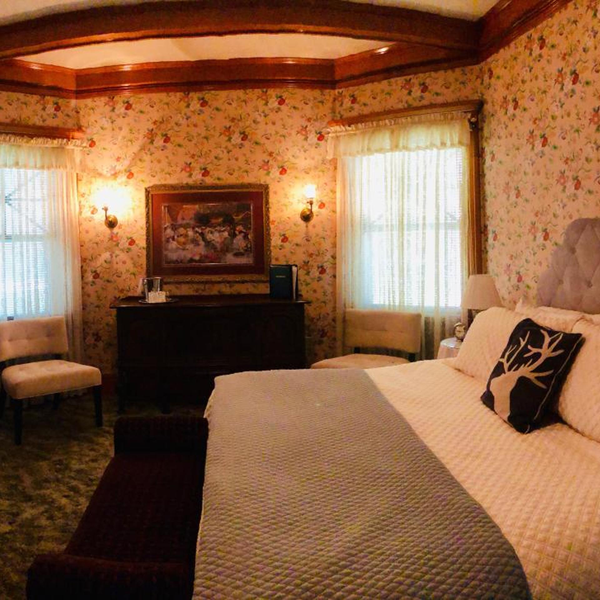 McCloud Hotel 33/50