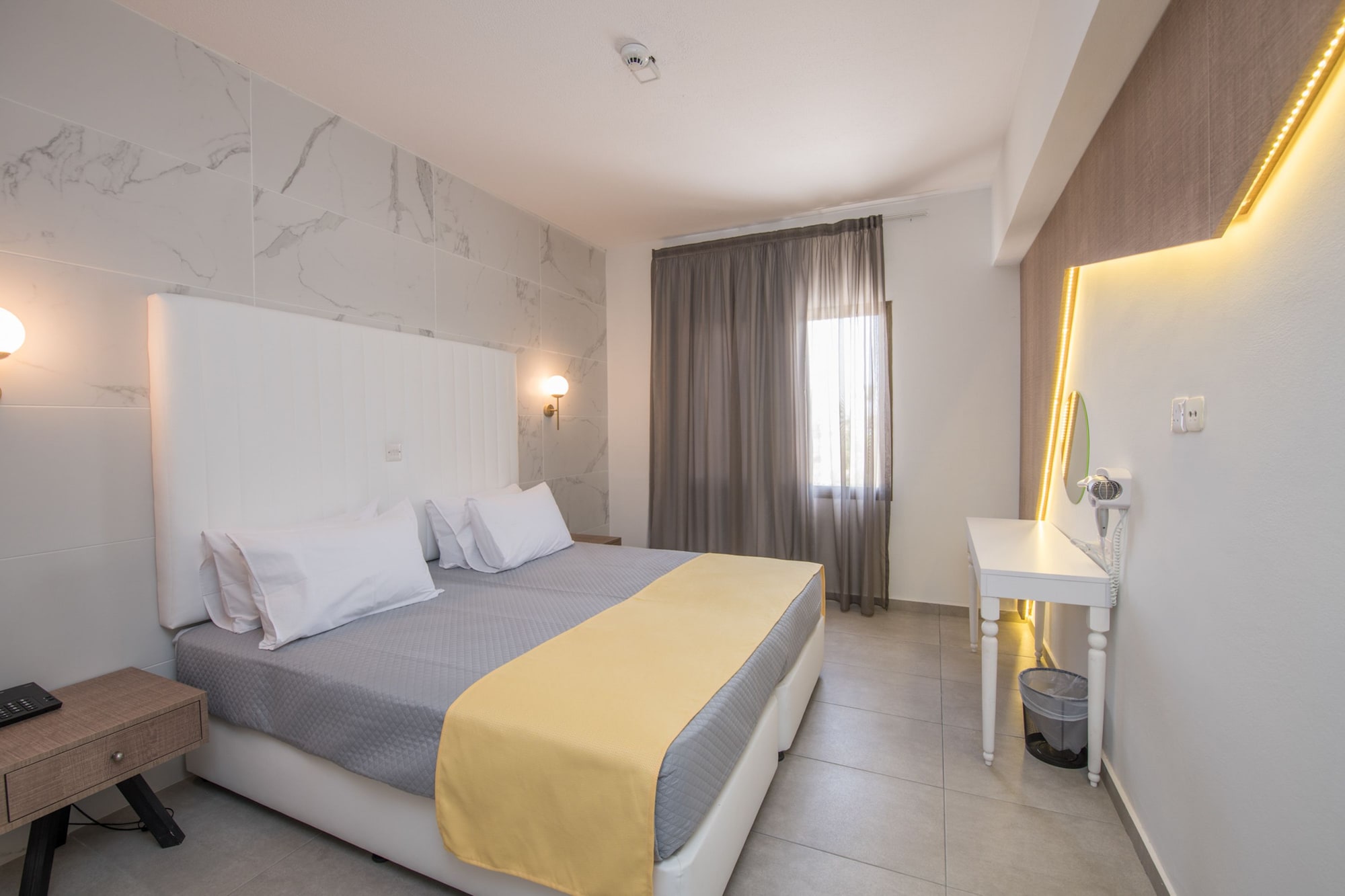 One Bedroom Apartment
