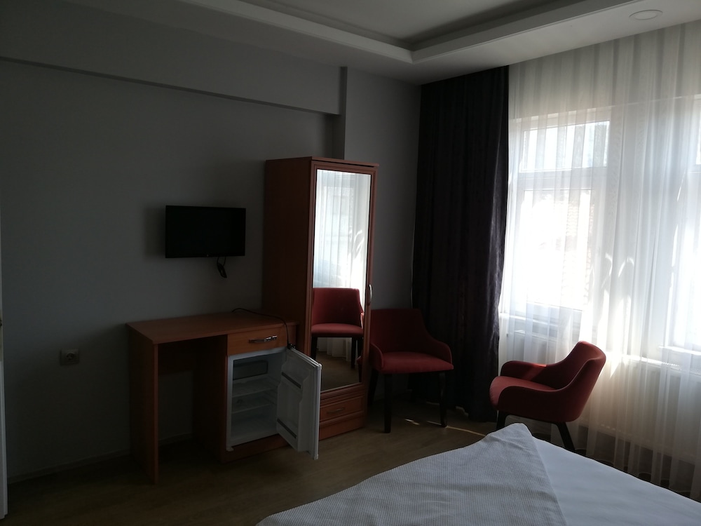 Karadeniz Pension 25/48