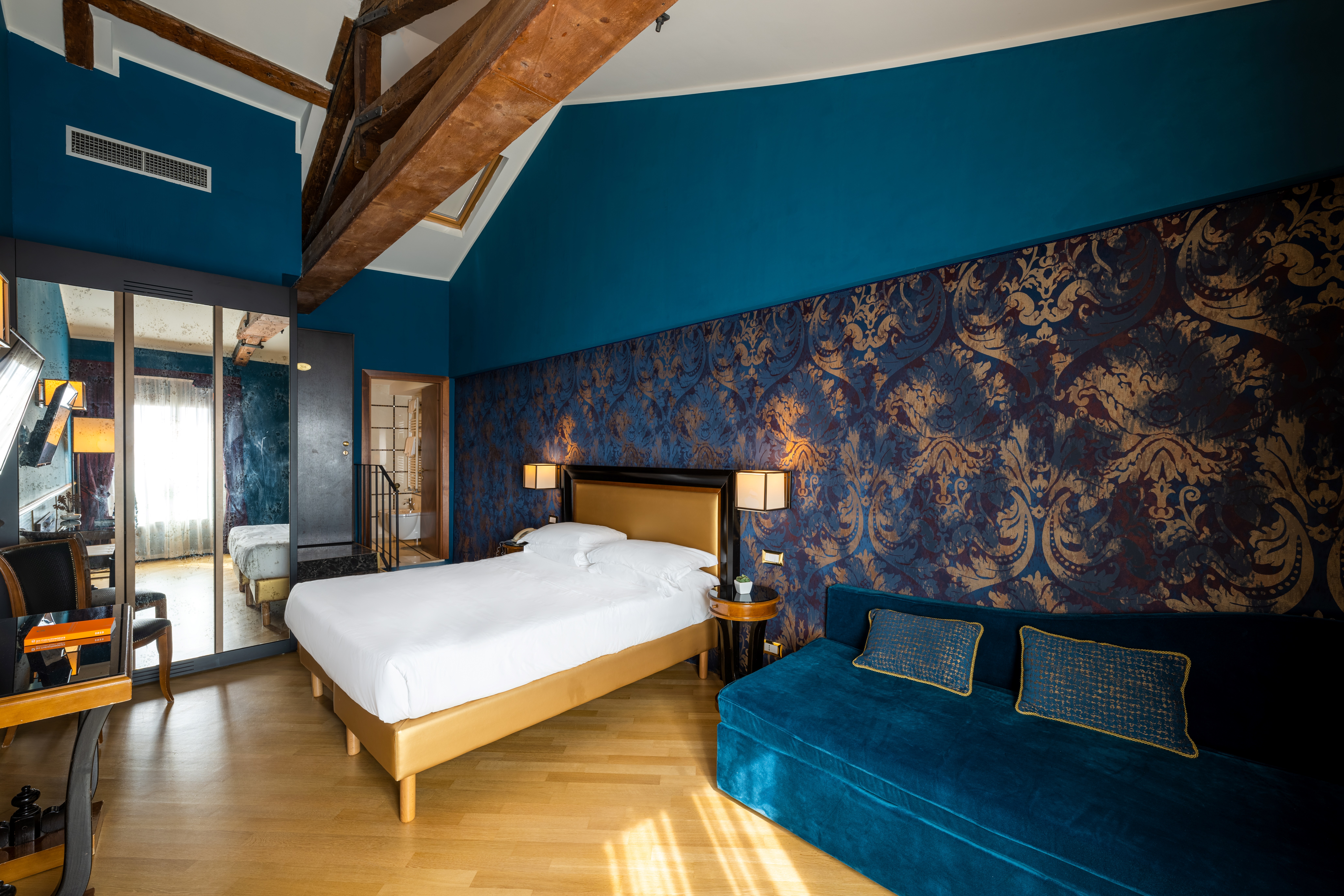 Deluxe, Double Bed, Lagoon View