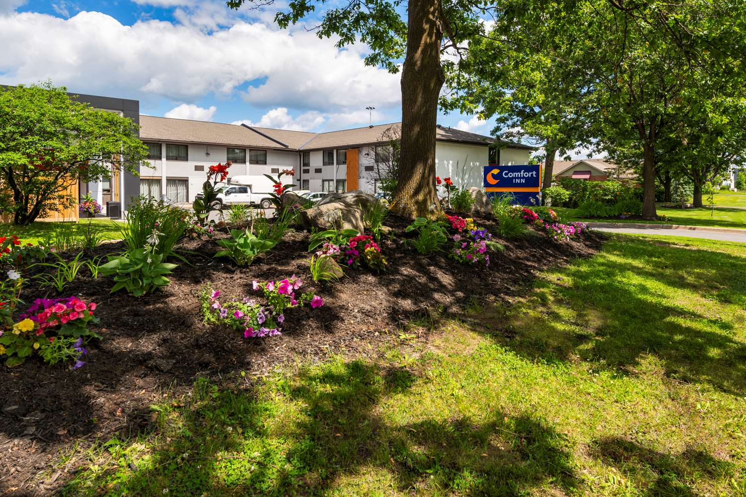 Comfort Inn West Kanata 10/14