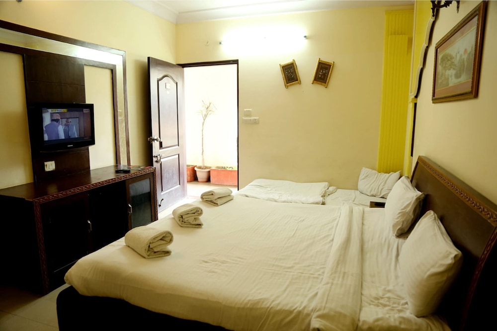 Hotel Roshan Haveli 9/29