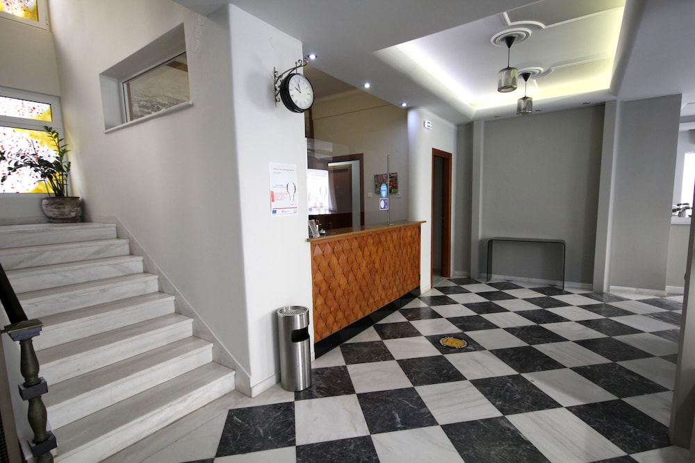 Mirabello Hotel 4/43