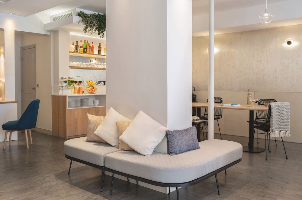 Hotel Opera Marigny 47/62