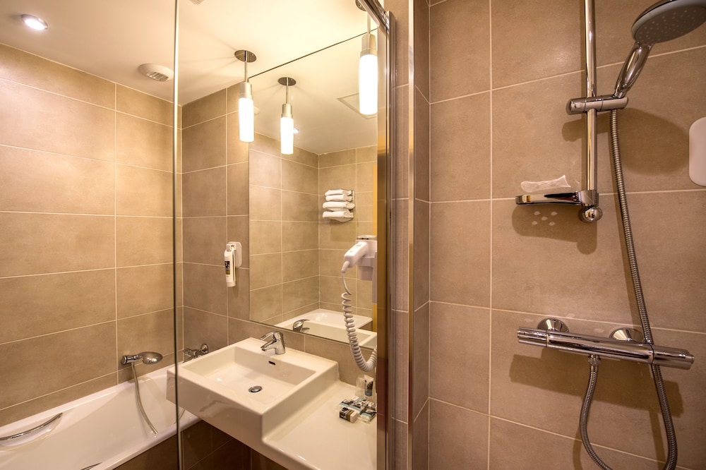 Mercure Bordeaux Chateau Chartrons 48/48