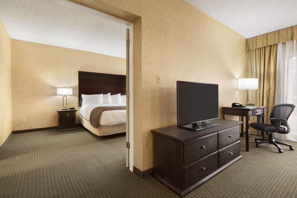 Days Inn by Wyndham Cranbrook Conference Centre 14/52