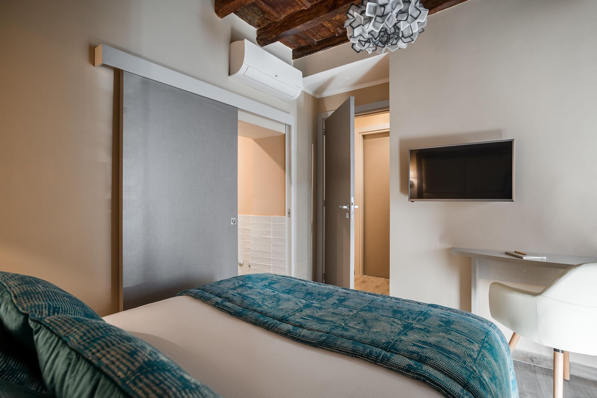 Reginella Suites 13/22