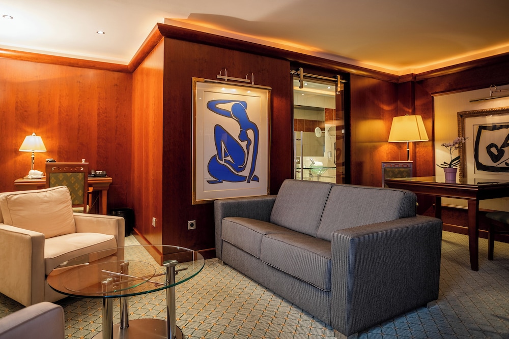 Koener Hotel and Spa 30/50