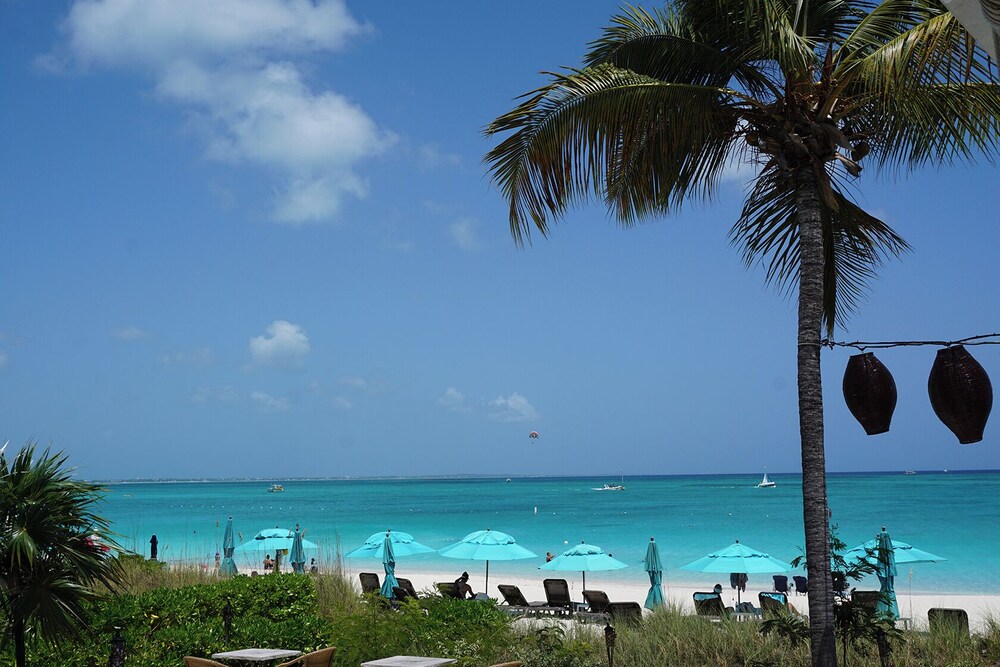 Sibonne Beach Hotel 50/62