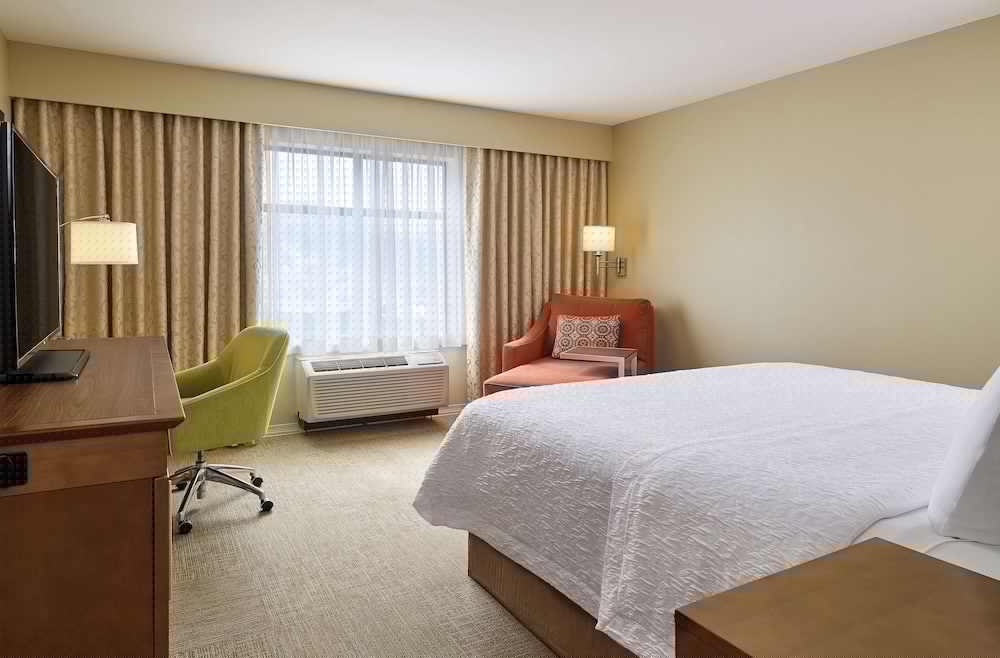 Hampton Inn & Suites Silverthorne 20/50