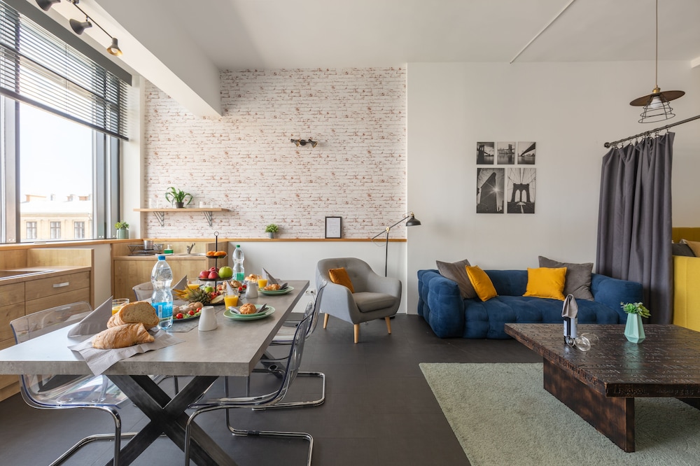 Loft Astoria 27/33