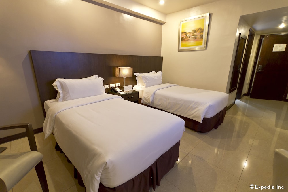 Mandarin Plaza Hotel 19/53