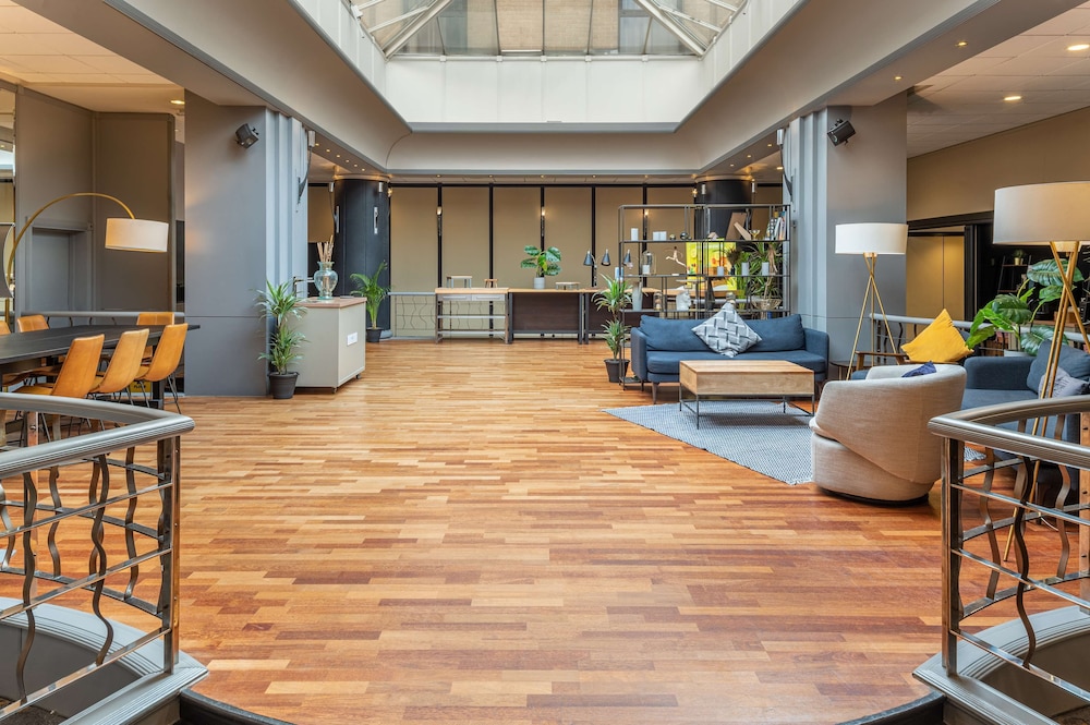 Hilton London Kensington 57/80
