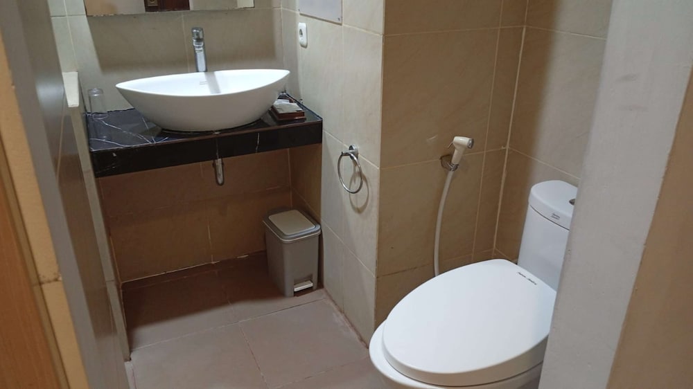 غرفة تنفيذية بسريرين منفصلين، Kyriad Hotel Arra Cepu 5/5