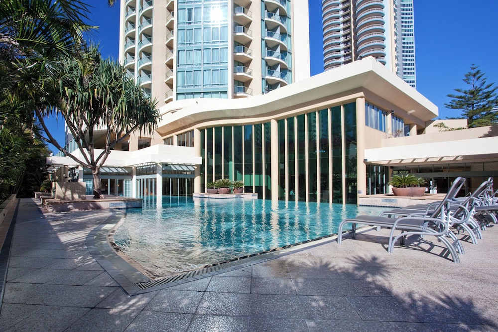Mantra Legends Surfers Paradise 48/76