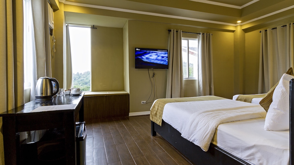 Vela Terraces Hotel 12/26