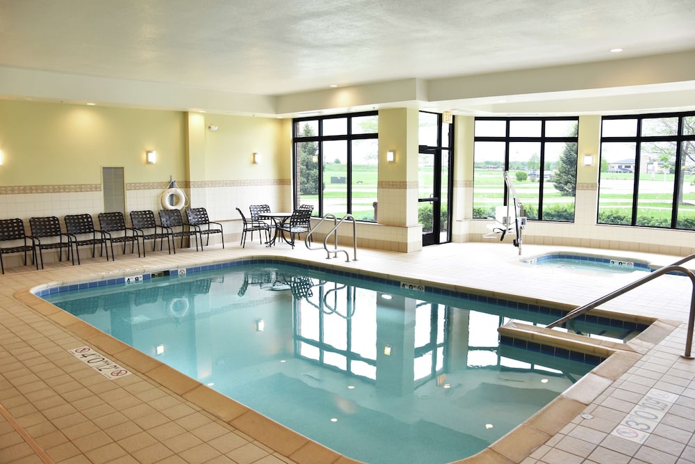 Hilton Garden Inn Oconomowoc 1/74
