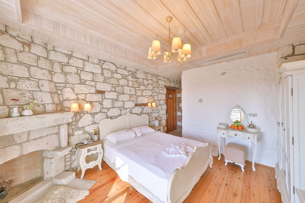 Imren Han Otel Alacati 29/47