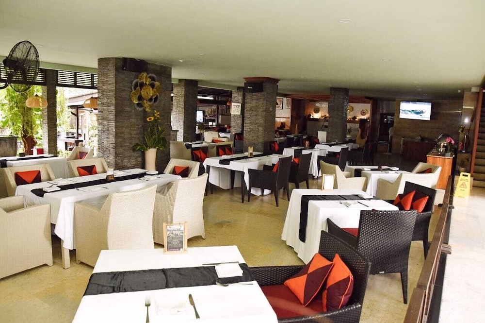 The Lokha Legian Resort and Spa 61/75
